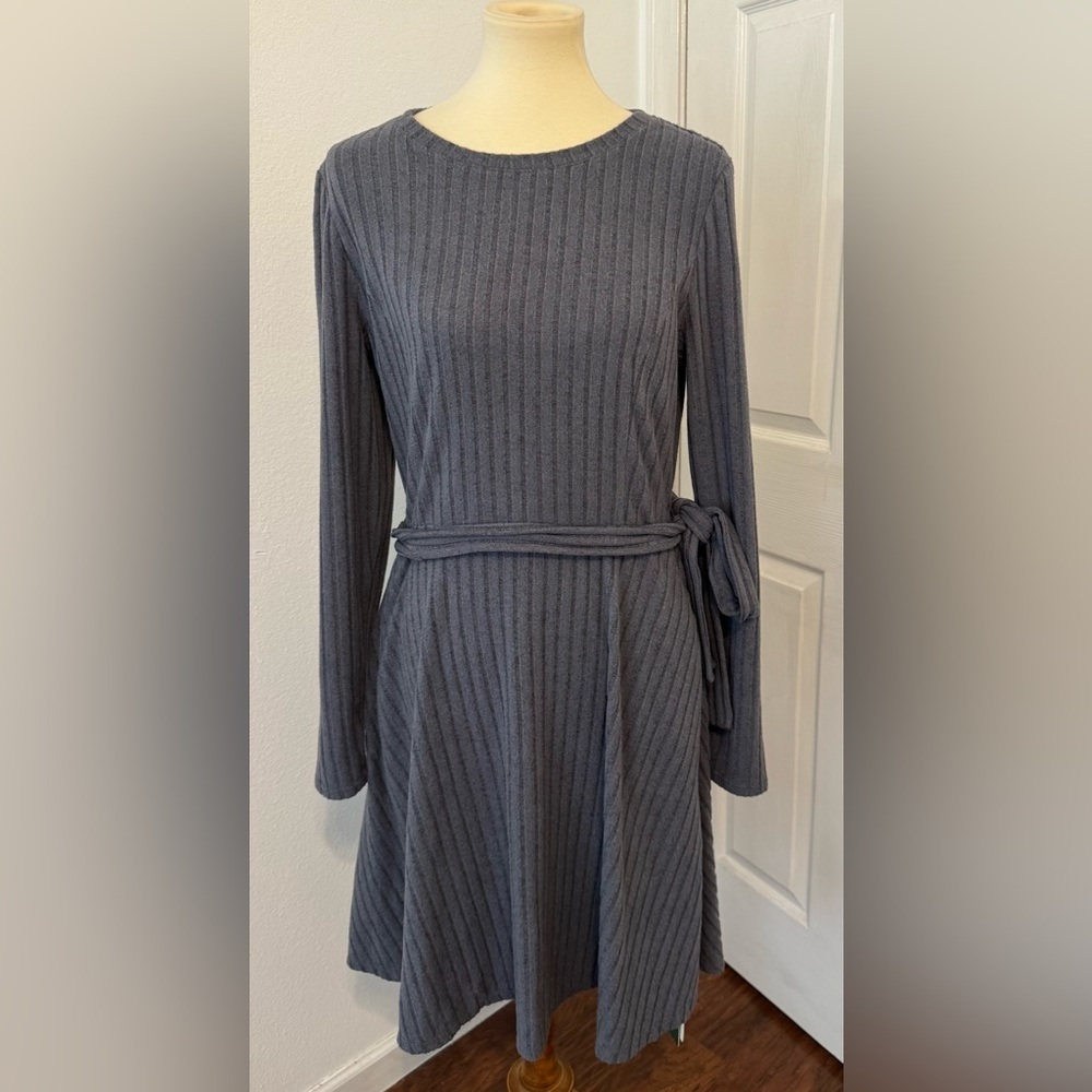 Halara Ribbed Knit Round Neck Long Sleeve Belted Casual Dress Pockets NWT Large